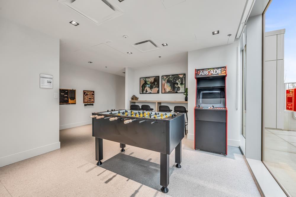 2801 13573 98 AVENUE, Surrey