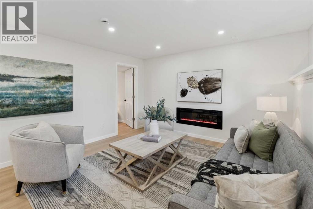 Single Family House 4 Level for Sale in  Oakhill Drive SW Oakridge Calgary 