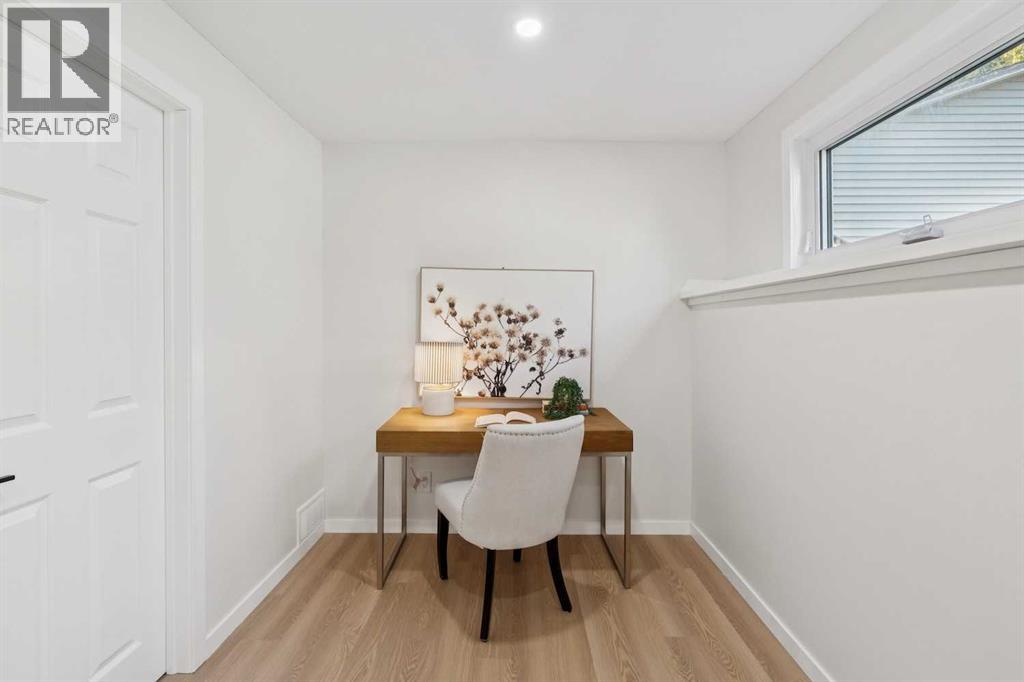 Single Family House 4 Level for Sale in  Oakhill Drive SW Oakridge Calgary 