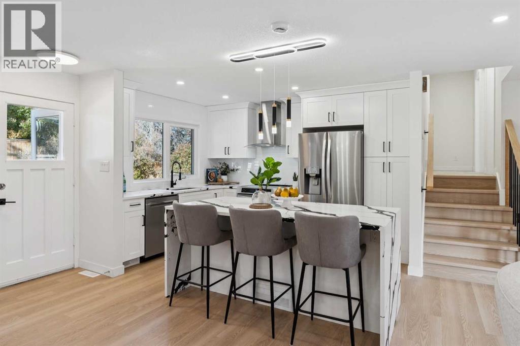 Single Family House 4 Level for Sale in  Oakhill Drive SW Oakridge Calgary 