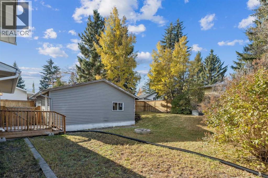 Single Family House 4 Level for Sale in  Oakhill Drive SW Oakridge Calgary 