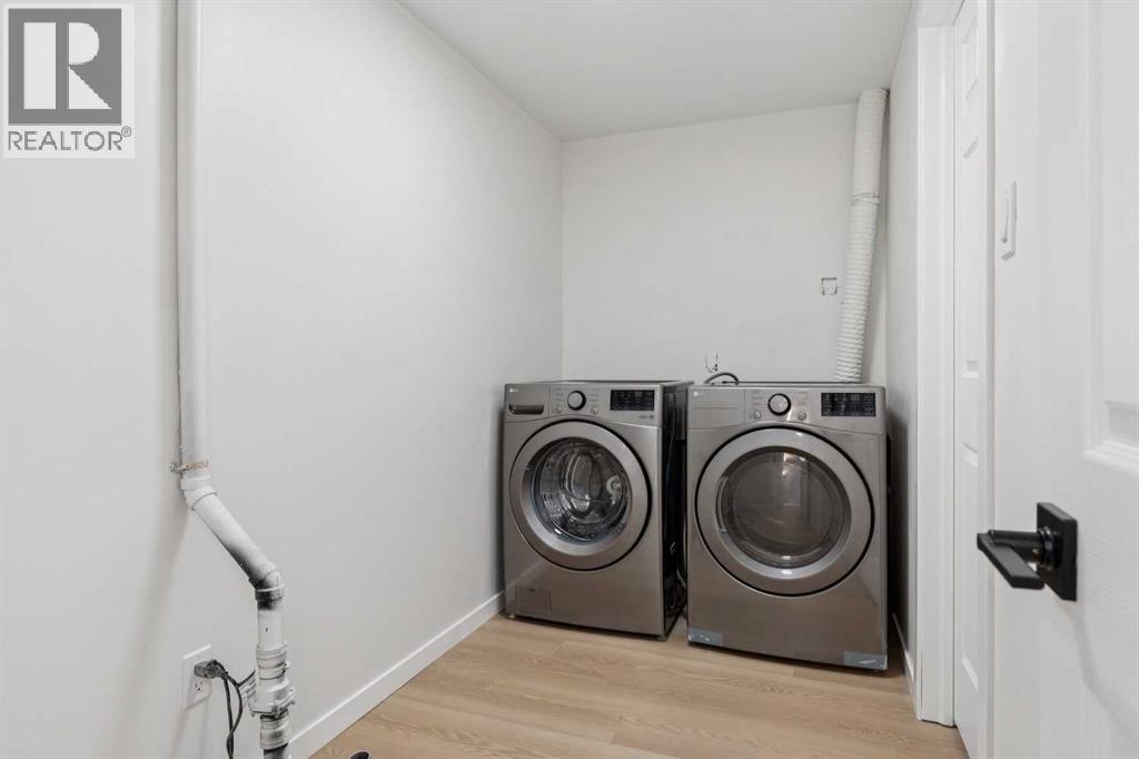 Single Family House 4 Level for Sale in  Oakhill Drive SW Oakridge Calgary 