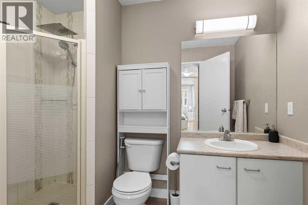 Single Family House for Sale in   Edenwold Heights NW Edgemont Calgary 