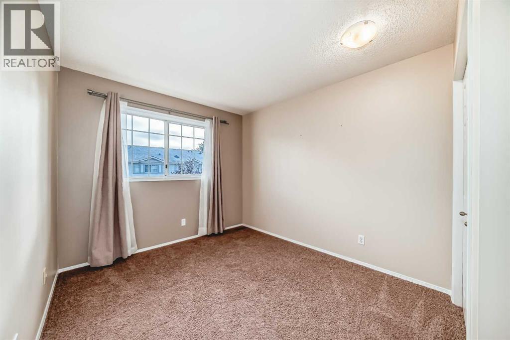 Single Family House 4 Level for Sale in  Kingsland Court SW Kingsland Calgary 