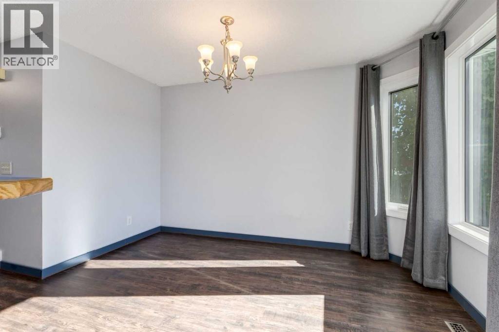 Single Family House for Sale in  Covewood Park NE Coventry Hills Calgary 