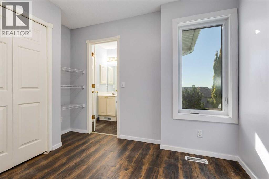 Single Family House for Sale in  Covewood Park NE Coventry Hills Calgary 