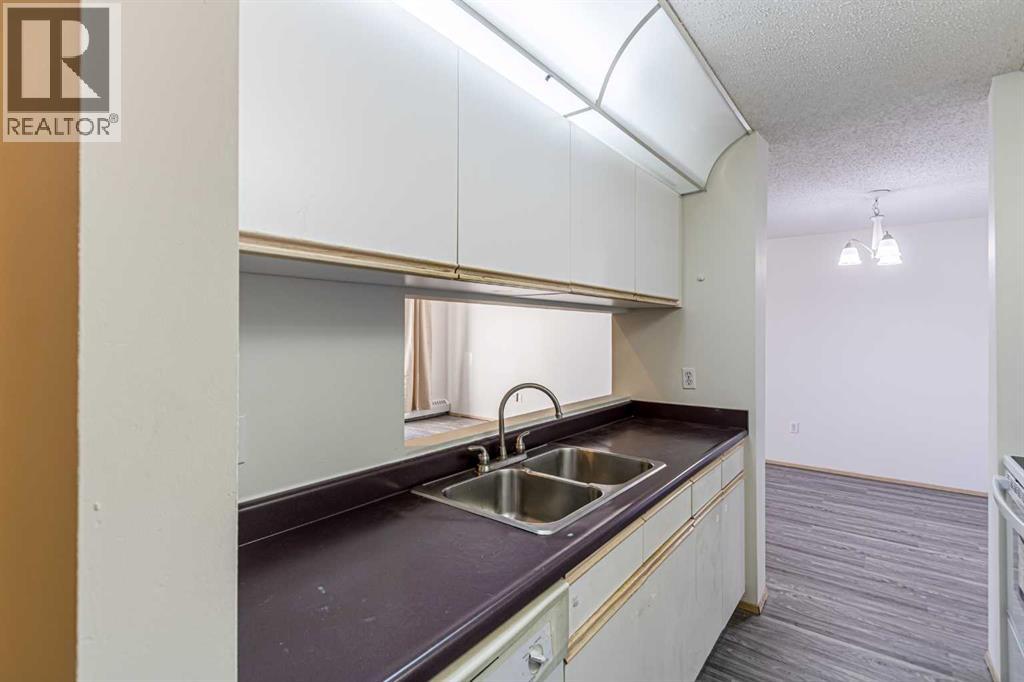 Single Family House for Sale in   Dover Point SE Dover Calgary 