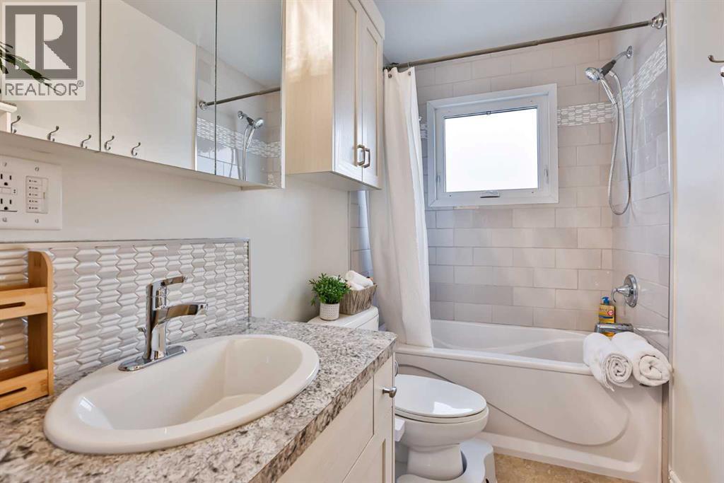 Single Family House Bungalow for Sale in   Street S Victoria Park Lethbridge 