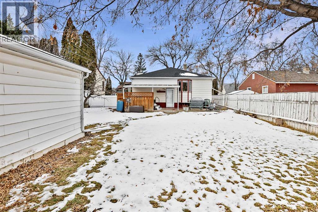 Single Family House Bungalow for Sale in   Street S Victoria Park Lethbridge 