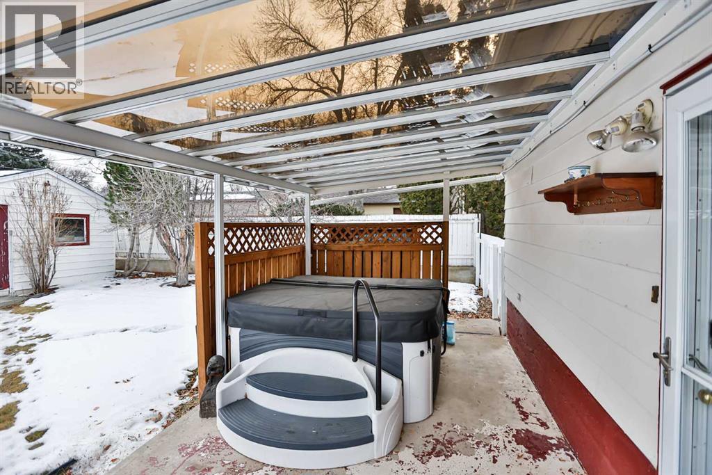 Single Family House Bungalow for Sale in   Street S Victoria Park Lethbridge 