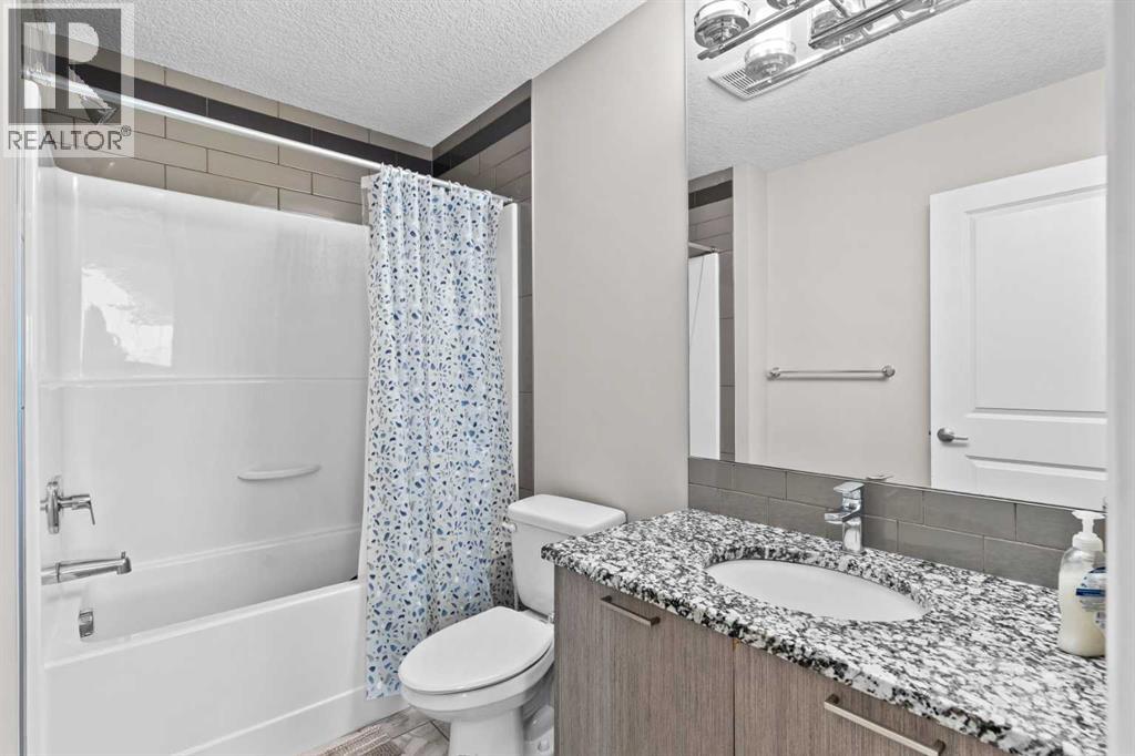 Single Family House for Sale in  Evanscrest Heights NW Evanston Calgary 