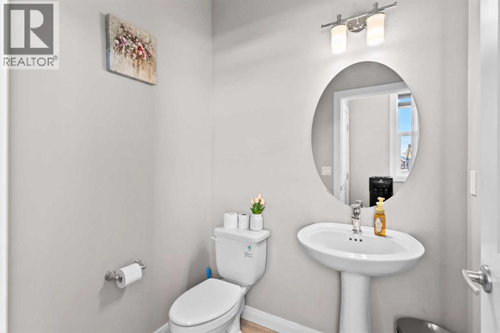 Single Family House for Sale in  Evanscrest Heights NW Evanston Calgary 