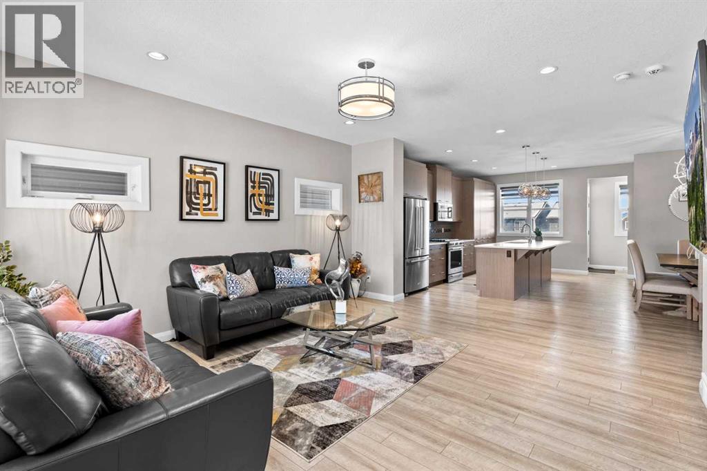 18 Evanscrest Heights NW, Calgary, Alberta