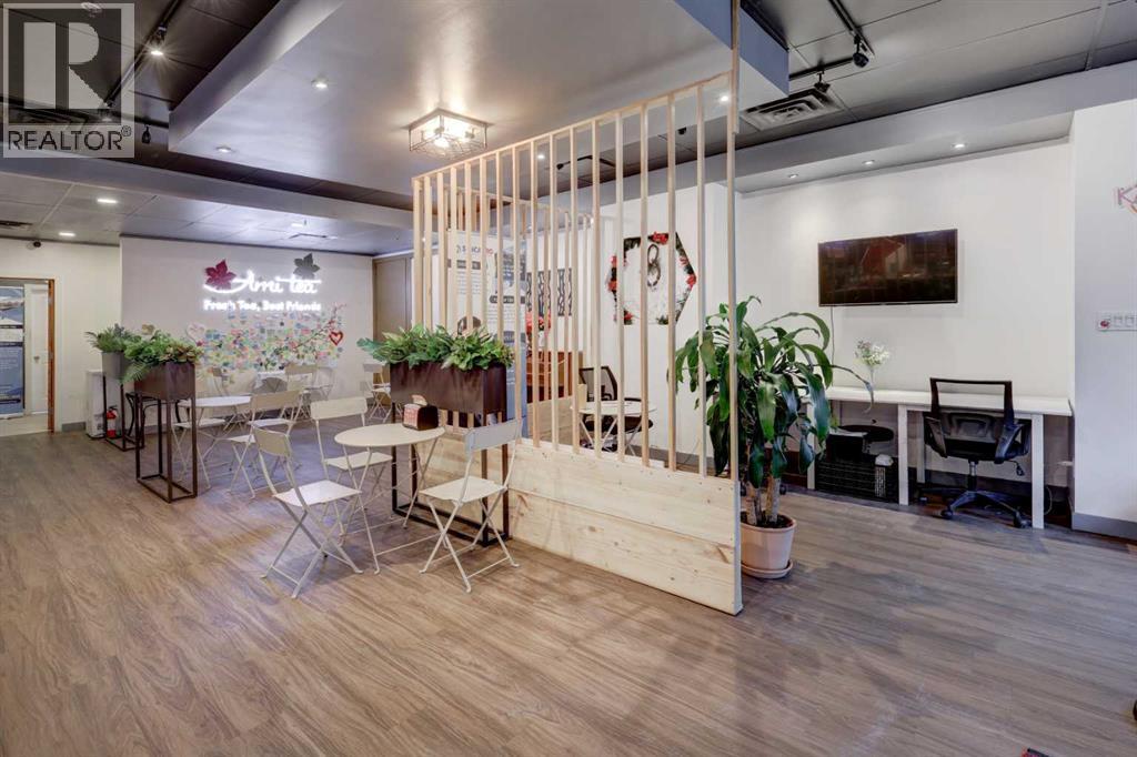 Retail for Sale in    Avenue SE Chinatown Calgary 