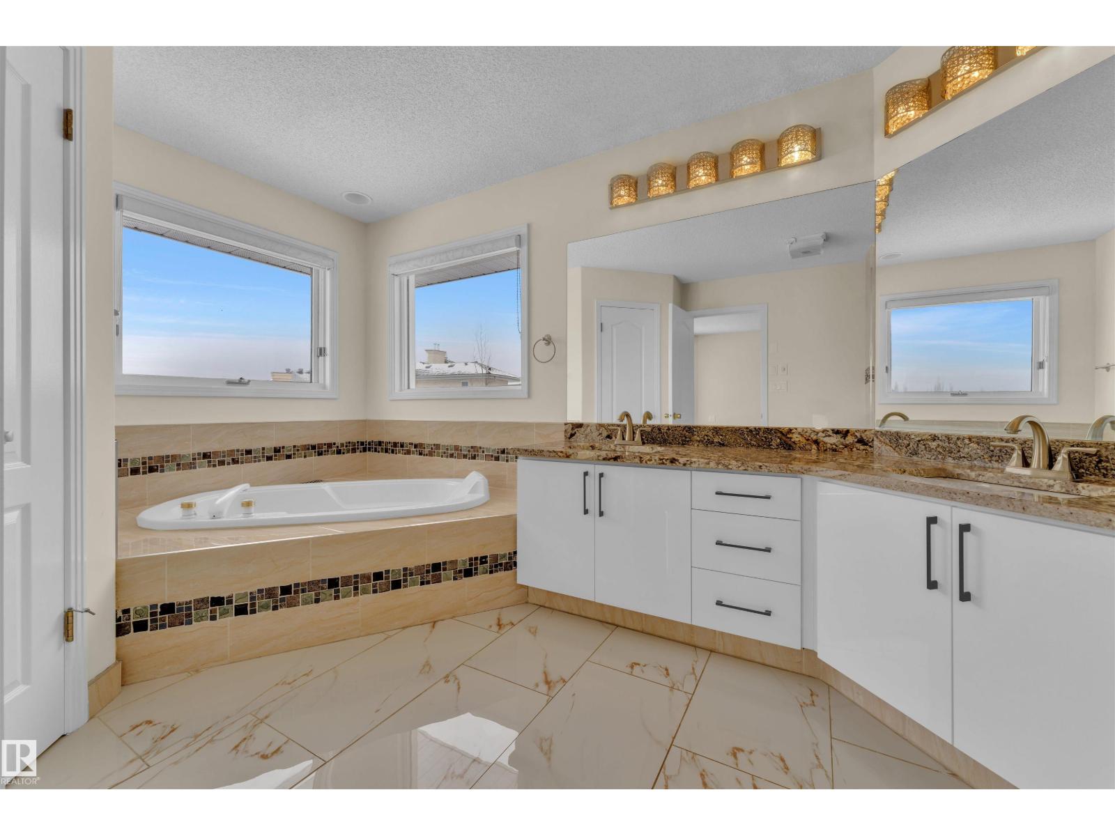 106 TWIN BROOKS COVE CV NW, Edmonton