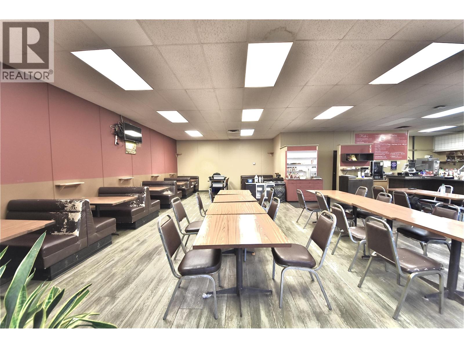 Business in Delta - Image 7