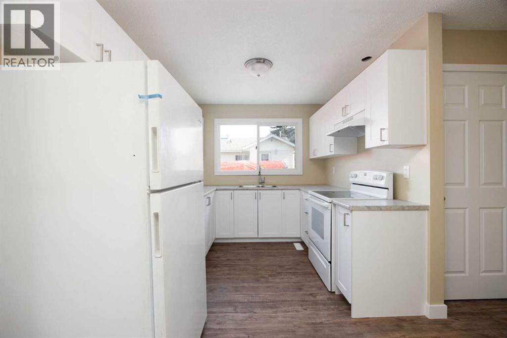 9907 Gordon Avenue, Fort McMurray