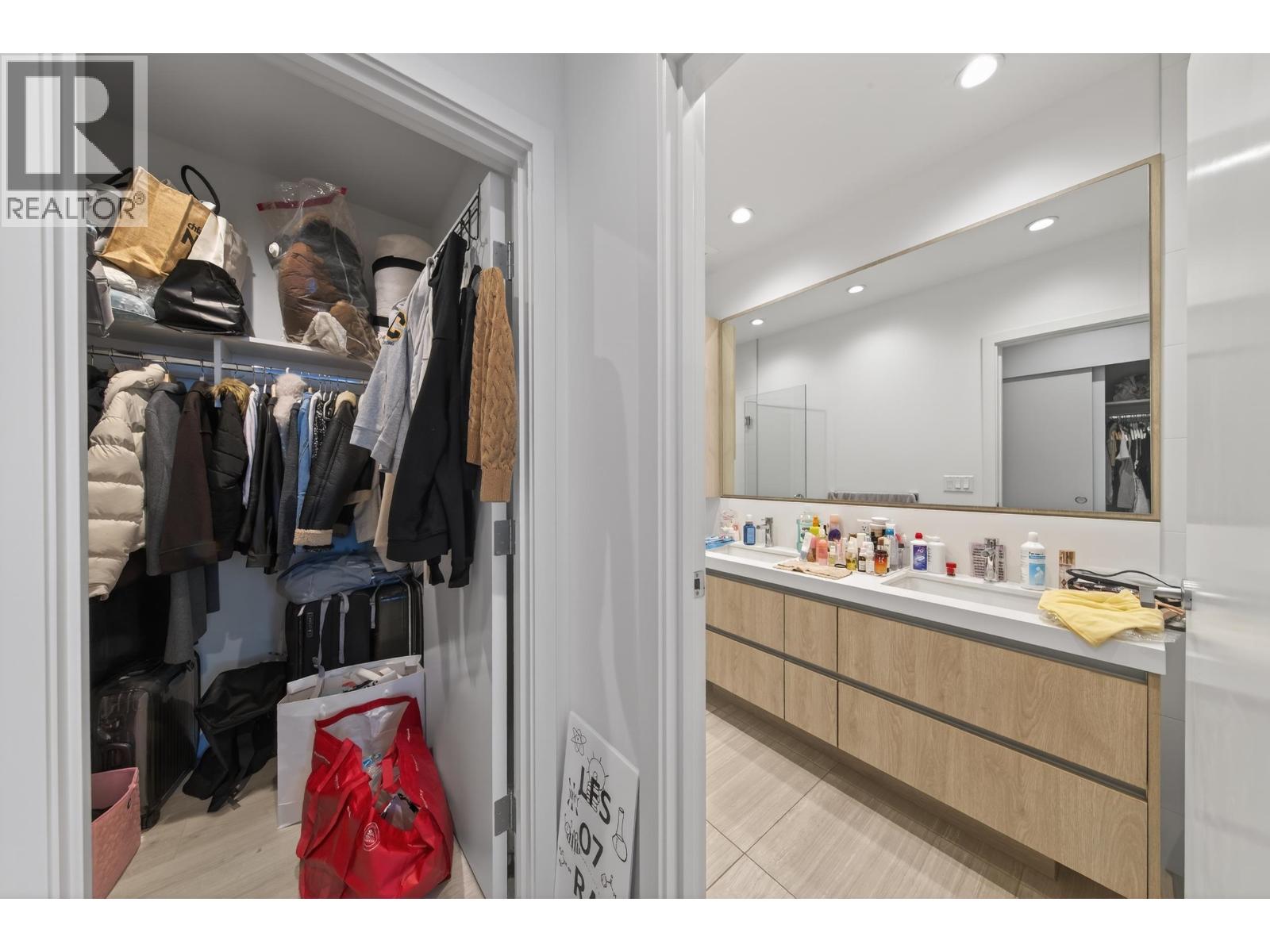 3402 6080 MCKAY AVENUE, Burnaby