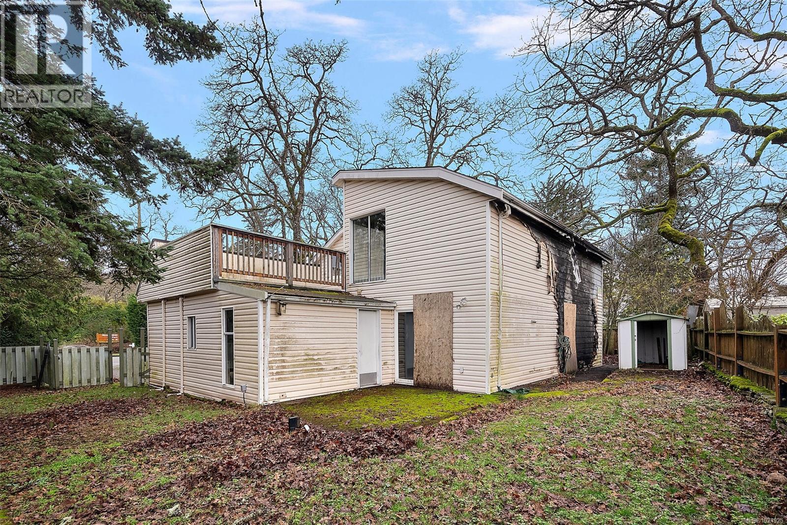 1826 Cedar Hill Cross Rd, Saanich