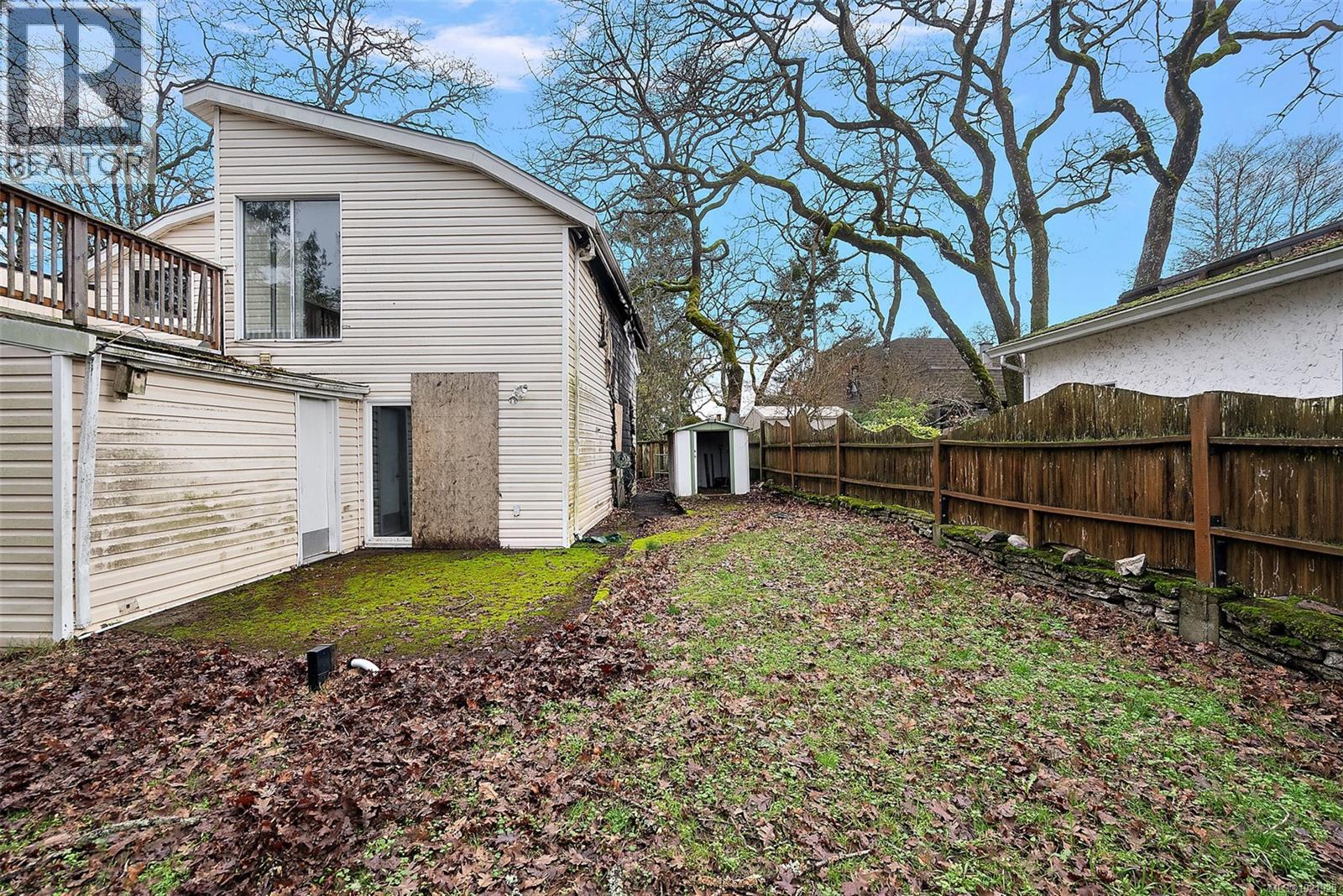 1826 Cedar Hill Cross Rd, Saanich