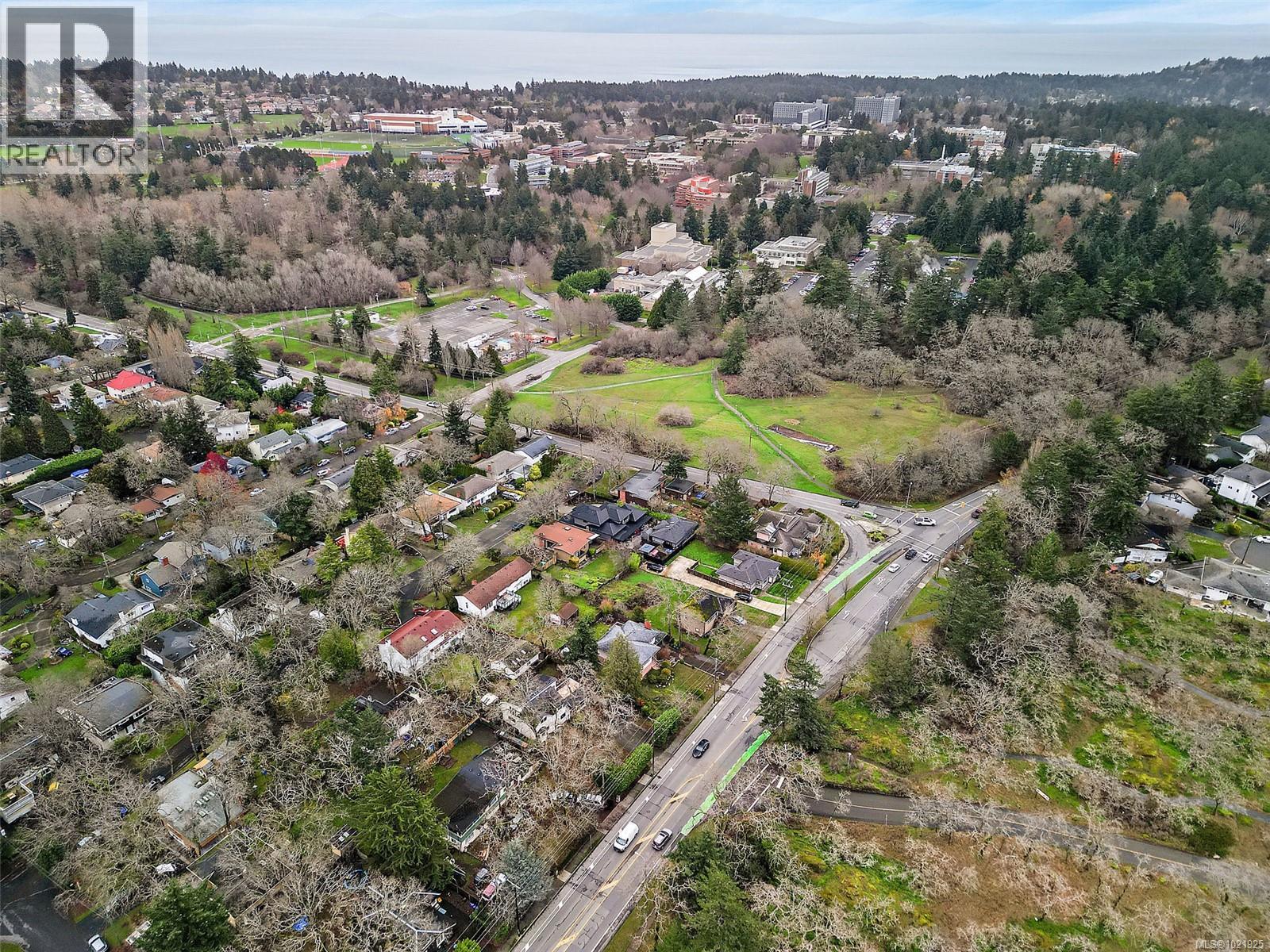 1826 Cedar Hill Cross Rd, Saanich
