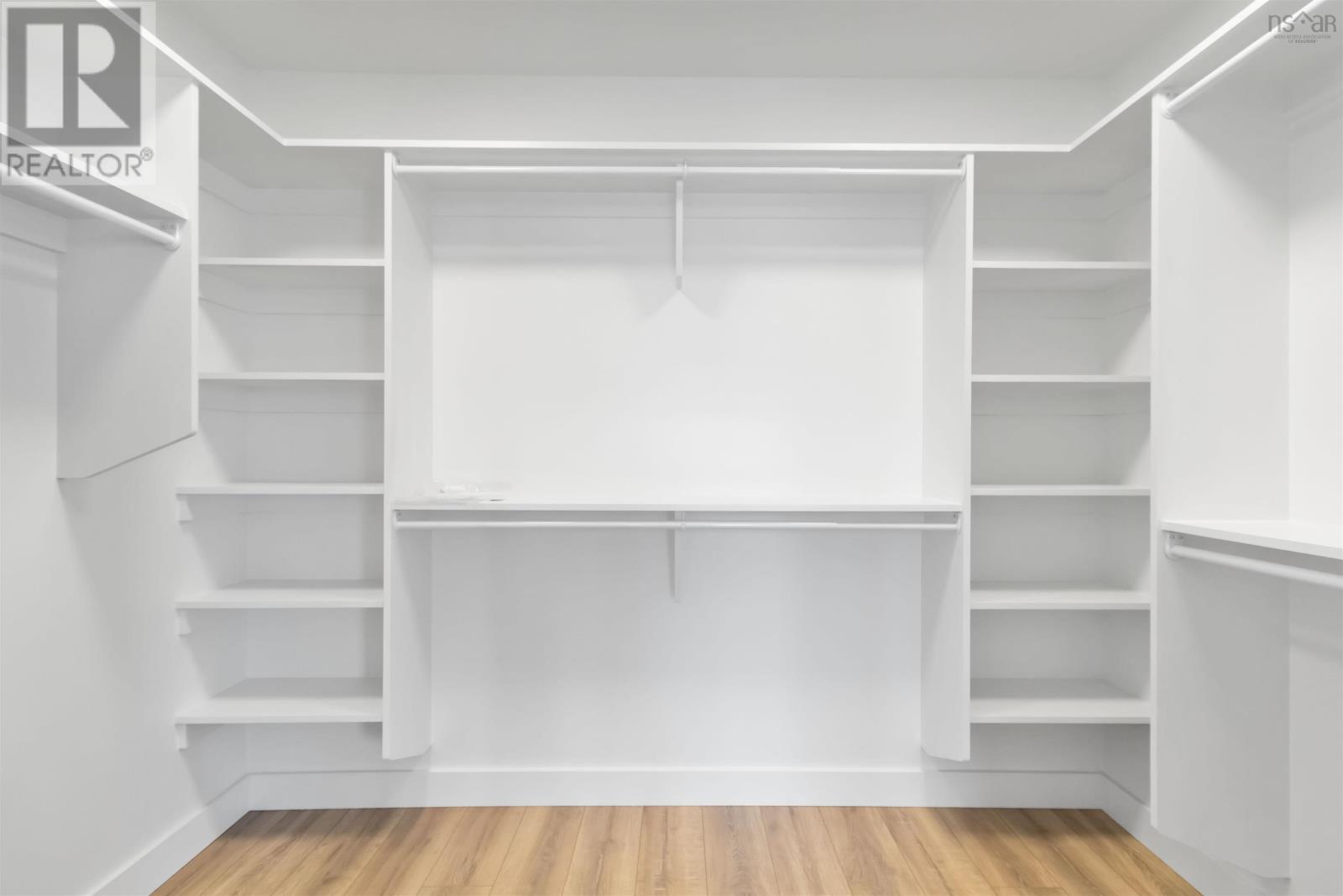 Property 18 of 37 of 2-Unit 2 Sherwood