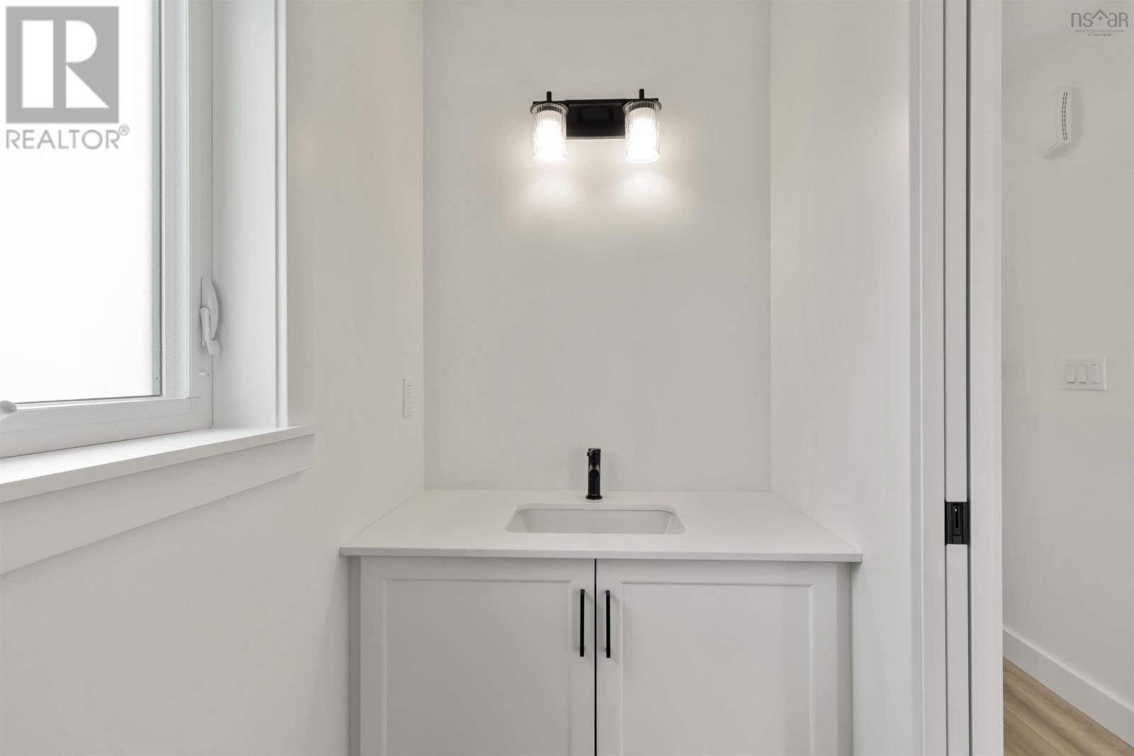 Property 28 of 37 of 2-Unit 2 Sherwood