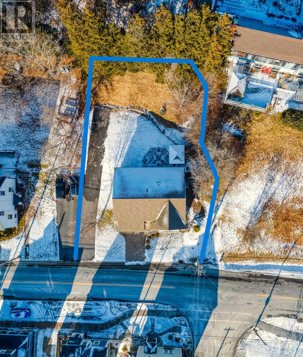 Property 38 of 49 of 243 Pelham Street