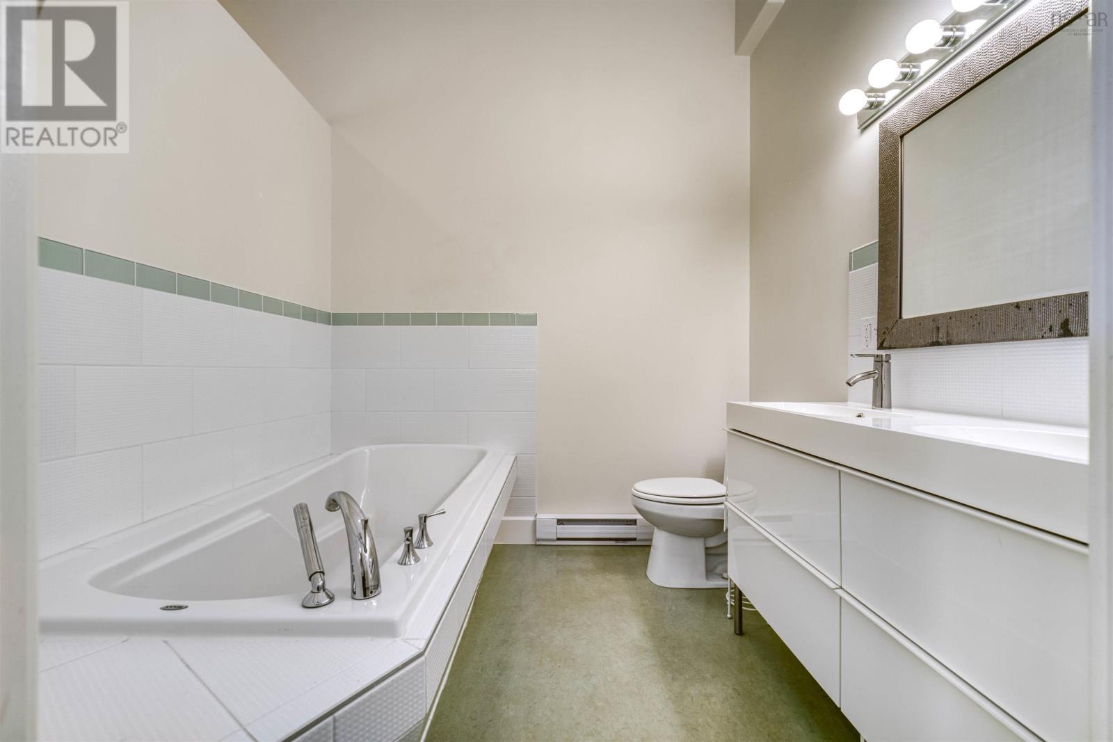 Property 2 of 49 of 243 Pelham Street