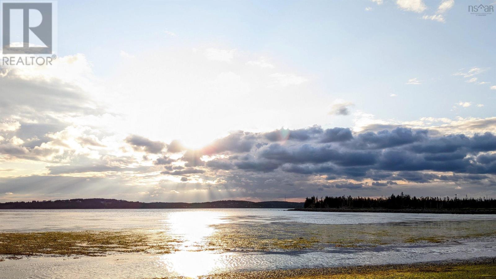 Property 44 of 50 of 55 Whos Hill Road