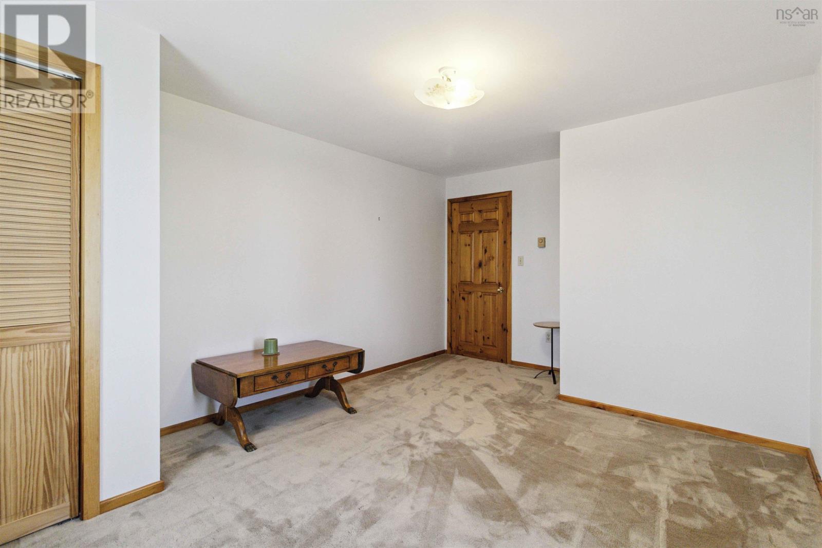 Property 24 of 50 of 55 Whos Hill Road