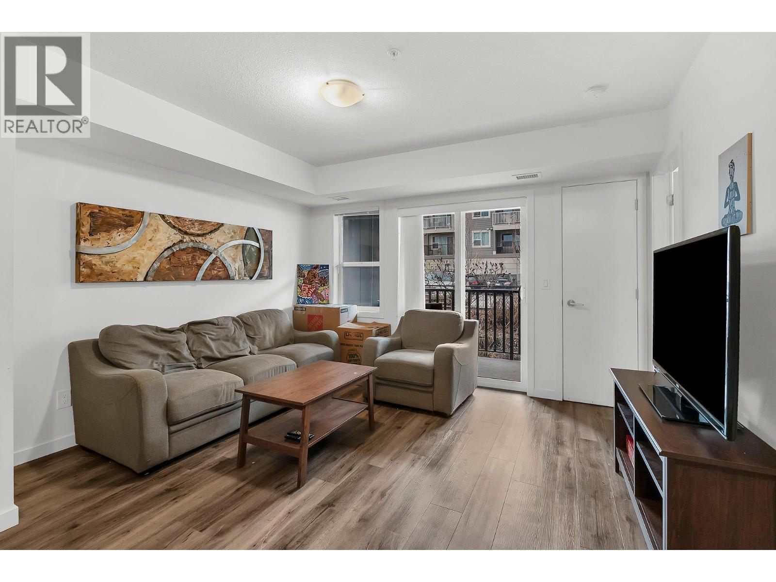 211 655 Academy Way, Kelowna