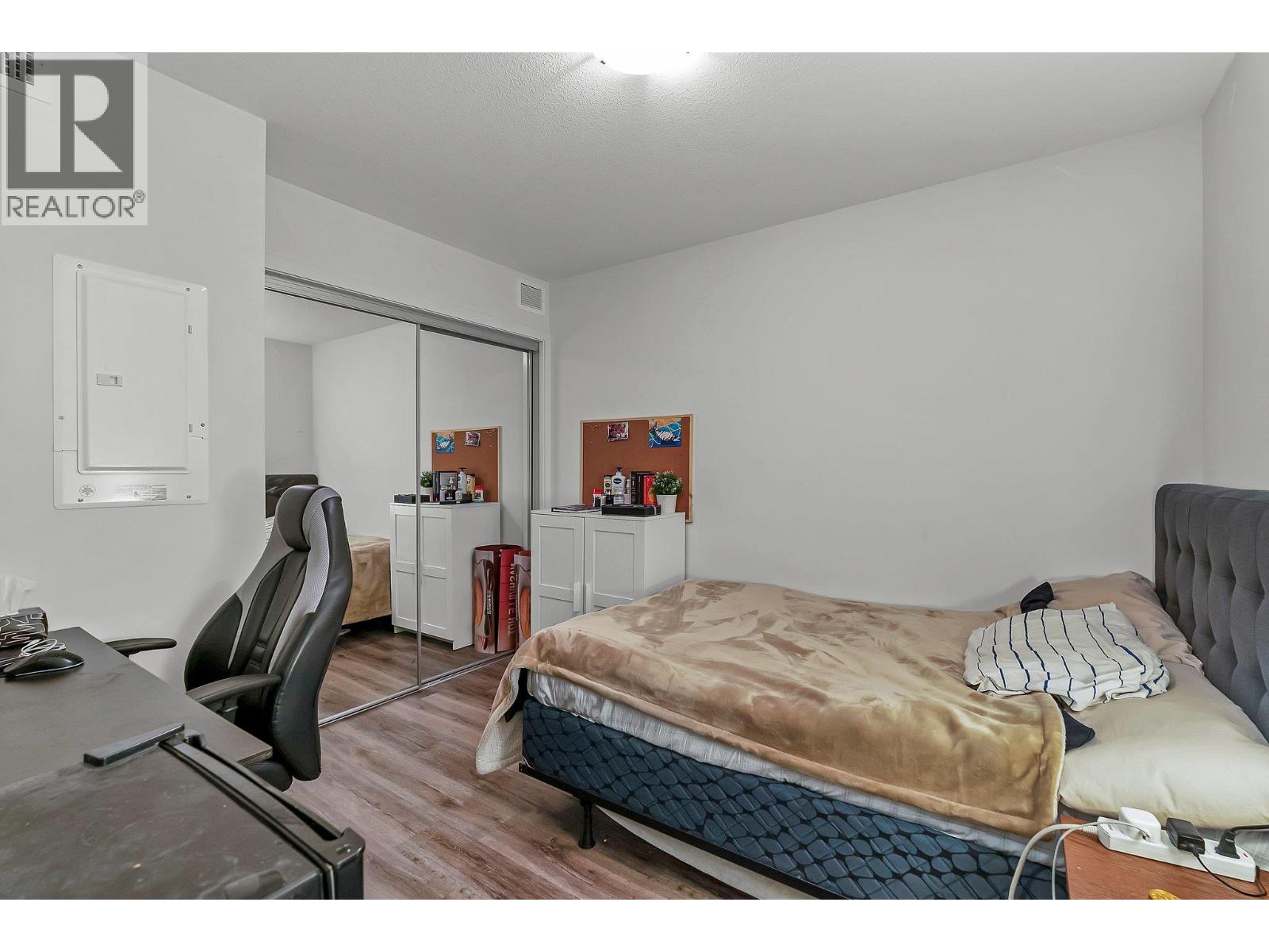 211 655 Academy Way, Kelowna