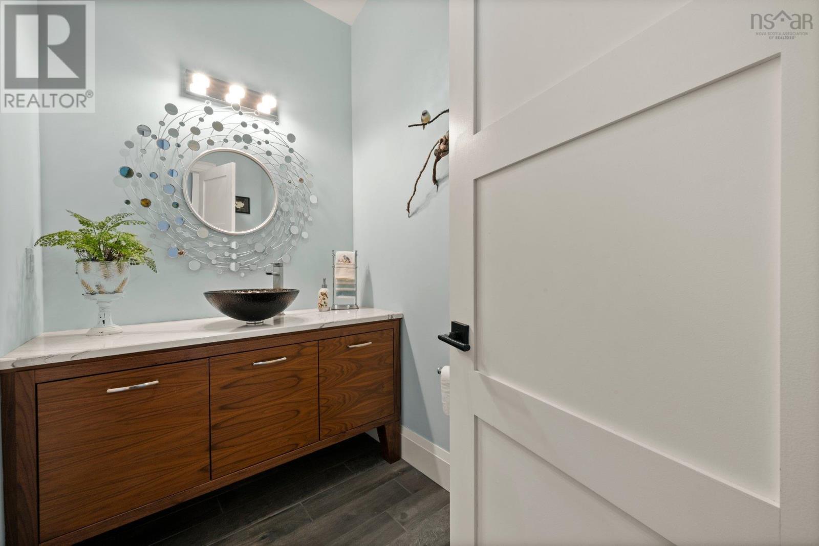 Property 4 of 50 of 22 Thumbcap Lane