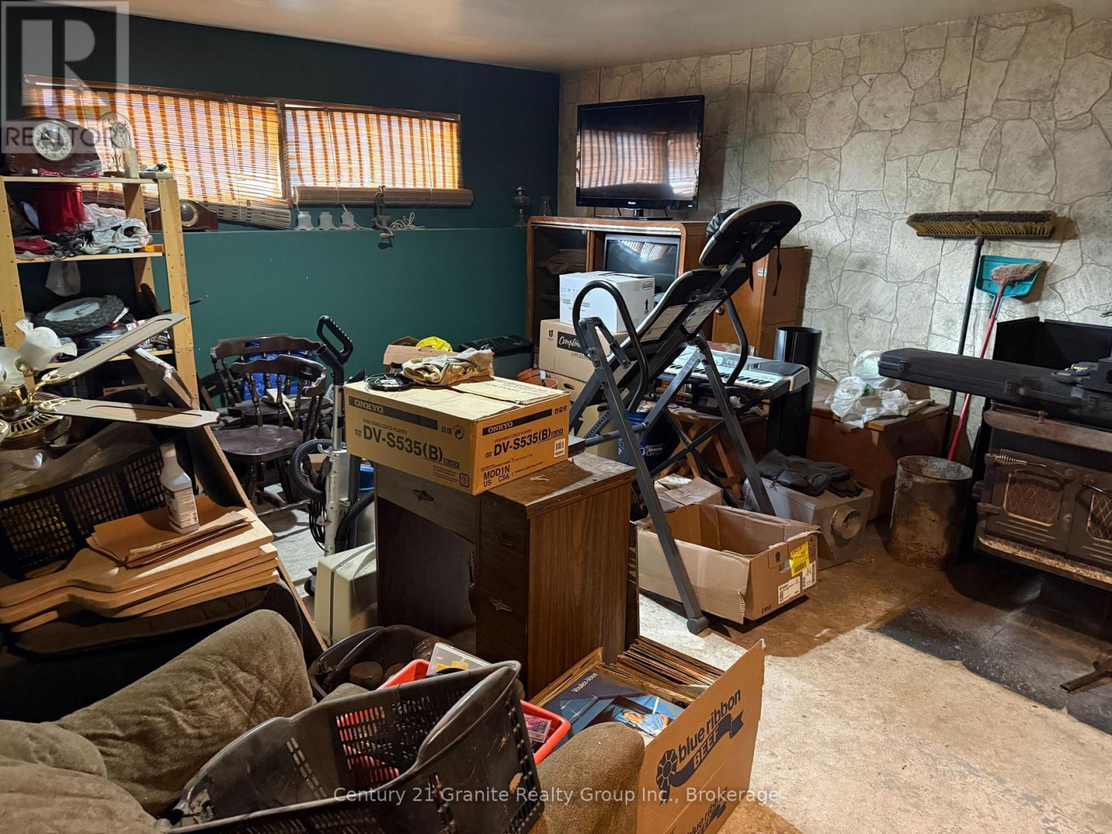 1028 CRABBE LANE - 18