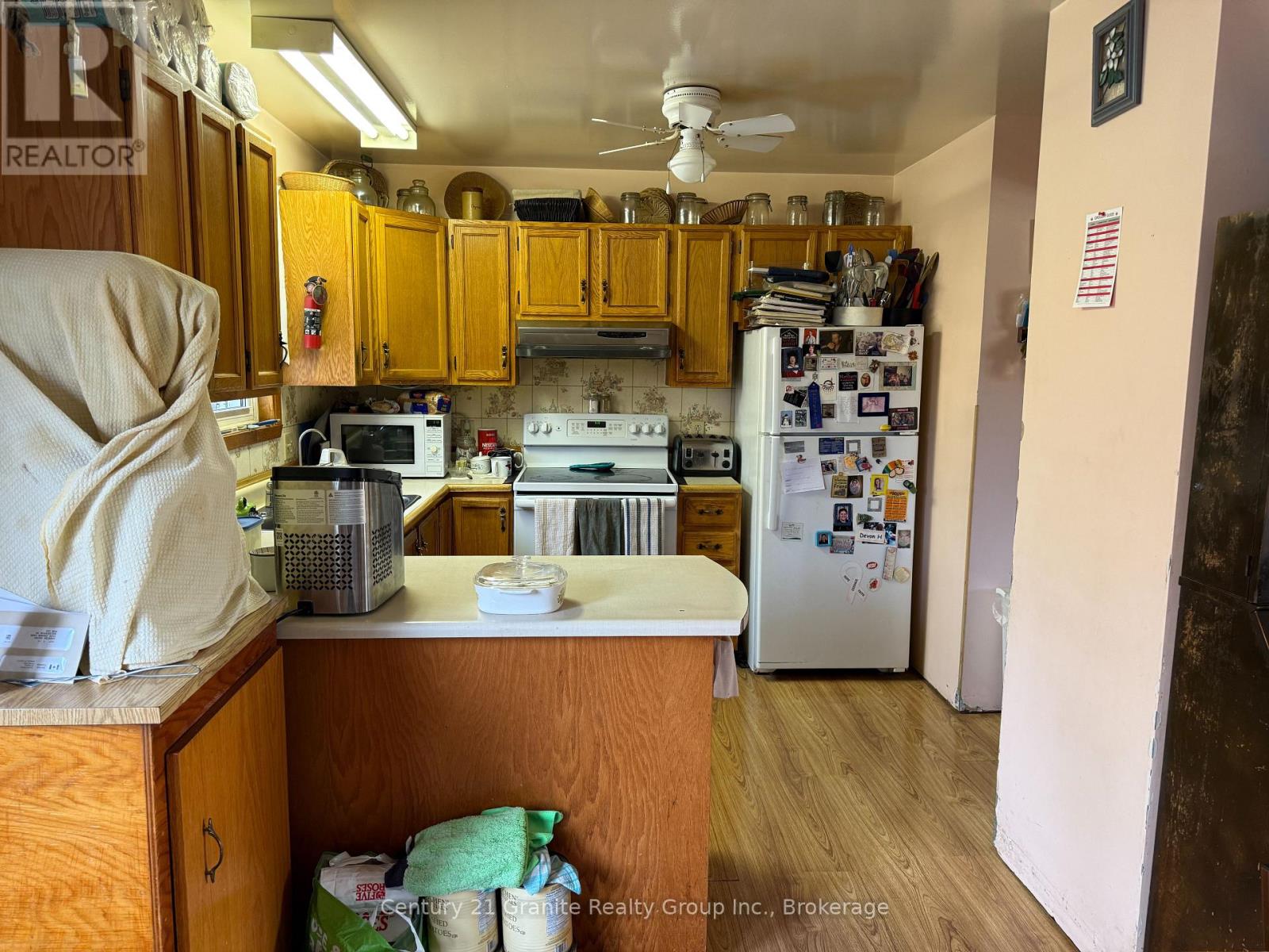 1028 CRABBE LANE - 7