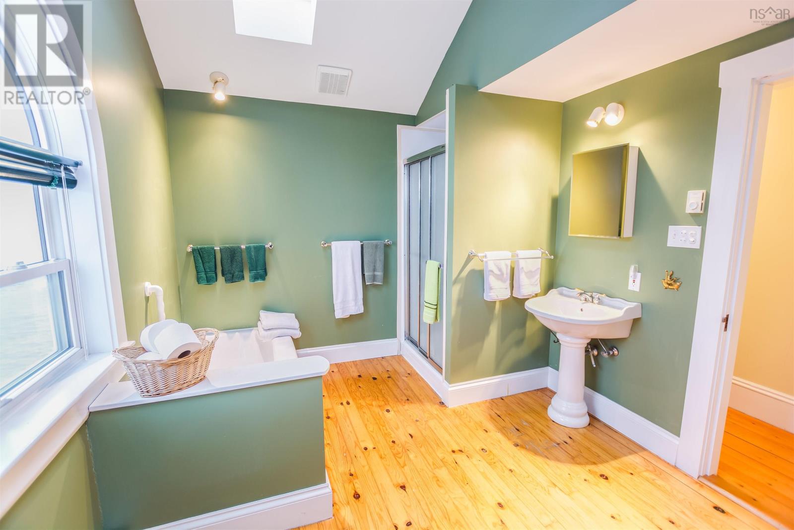 Property 11 of 33 of 3761 Highway 3