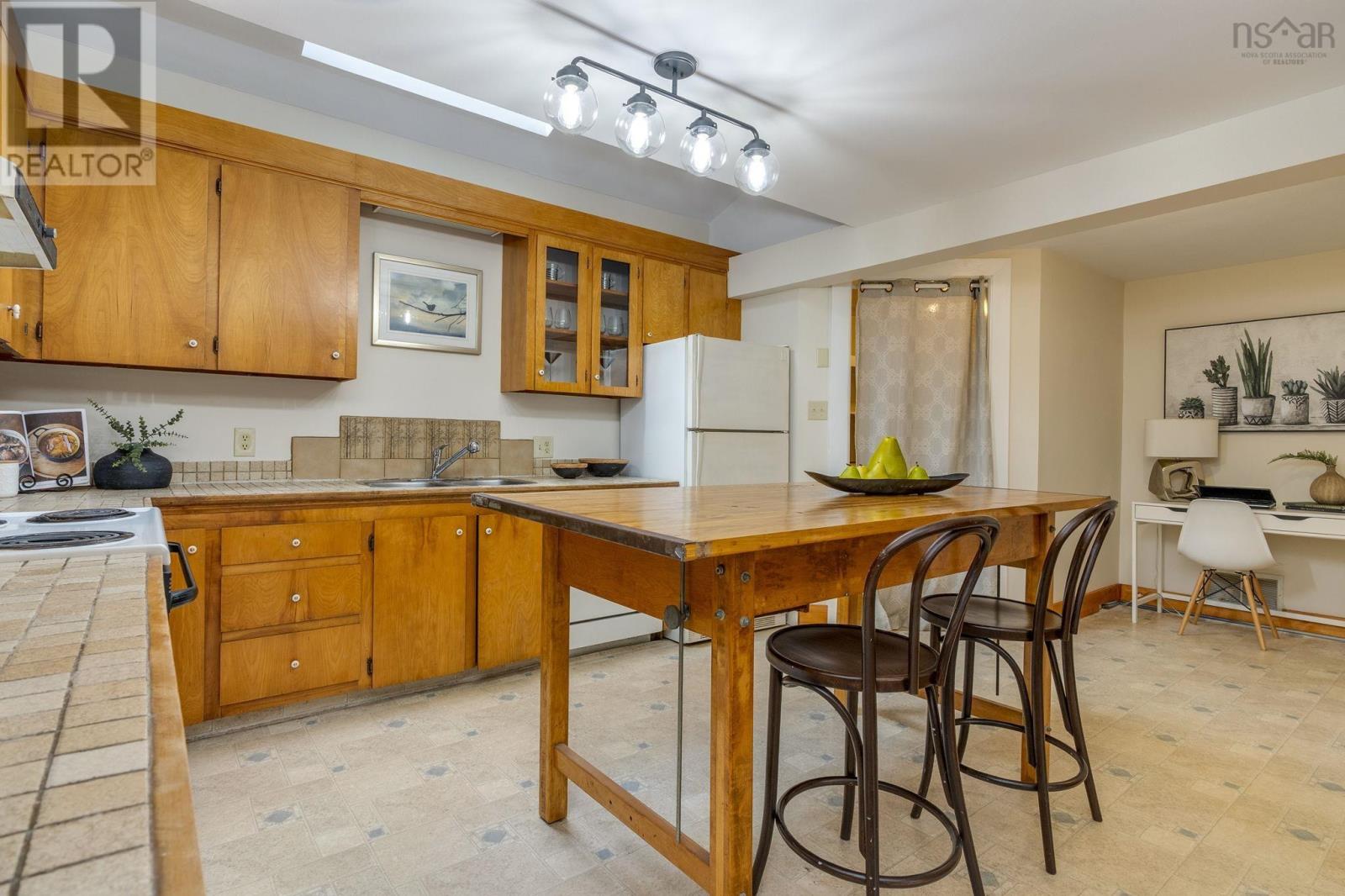 Property 4 of 41 of 567 Indian Point Road