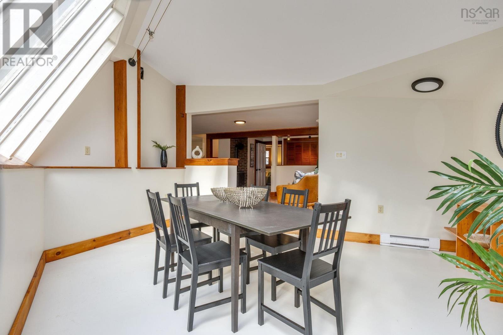 Property 23 of 41 of 567 Indian Point Road