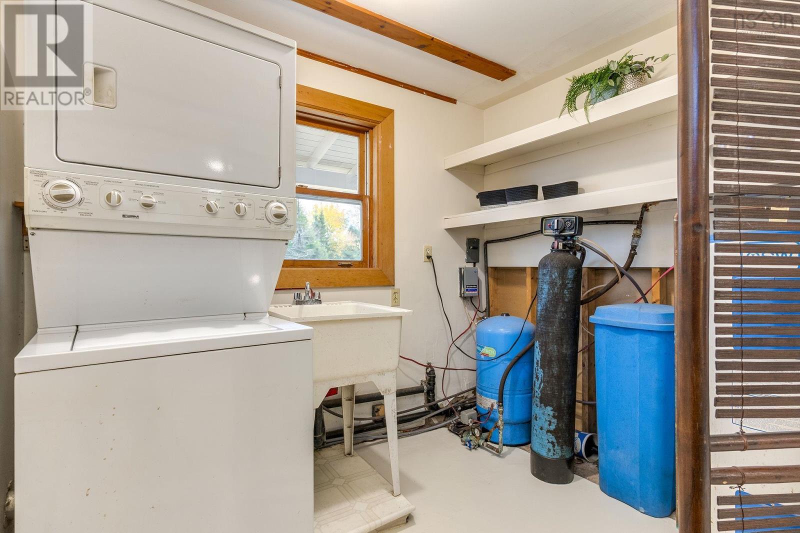 Property 24 of 41 of 567 Indian Point Road