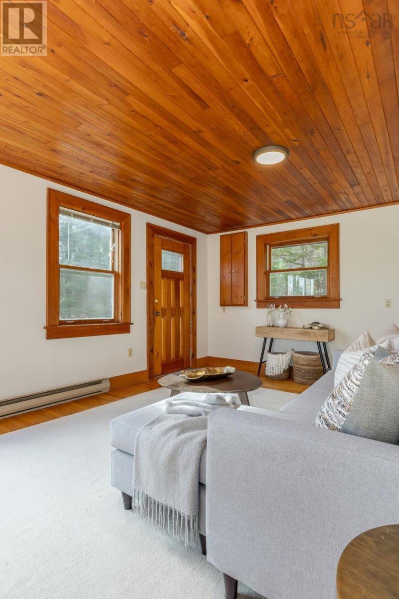 Property 37 of 41 of 567 Indian Point Road