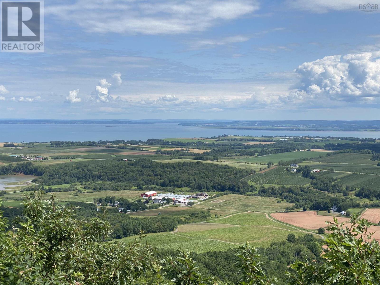 Property 12 of 16 of 3335 358 Highway