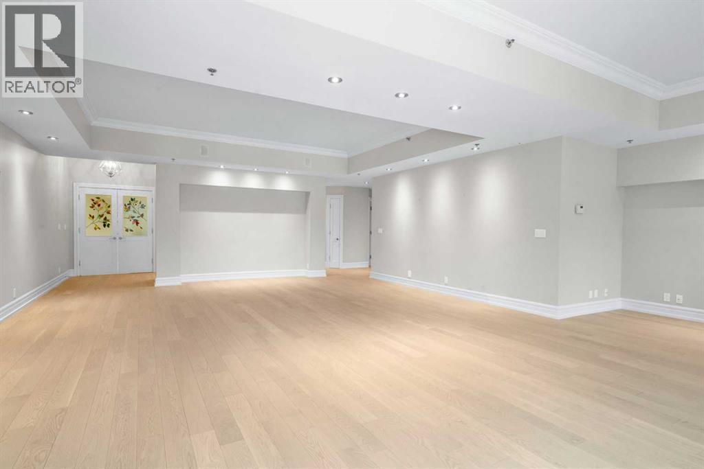 Single Family House for Sale in   Princeton Way SW Eau Claire Calgary 