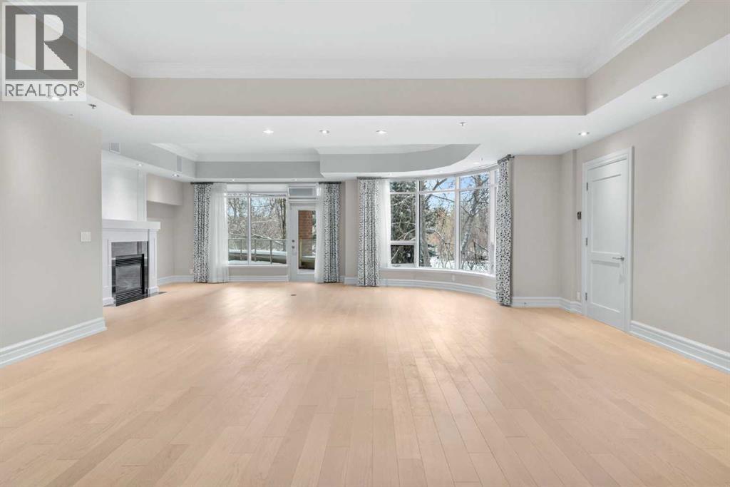 Single Family House for Sale in   Princeton Way SW Eau Claire Calgary 