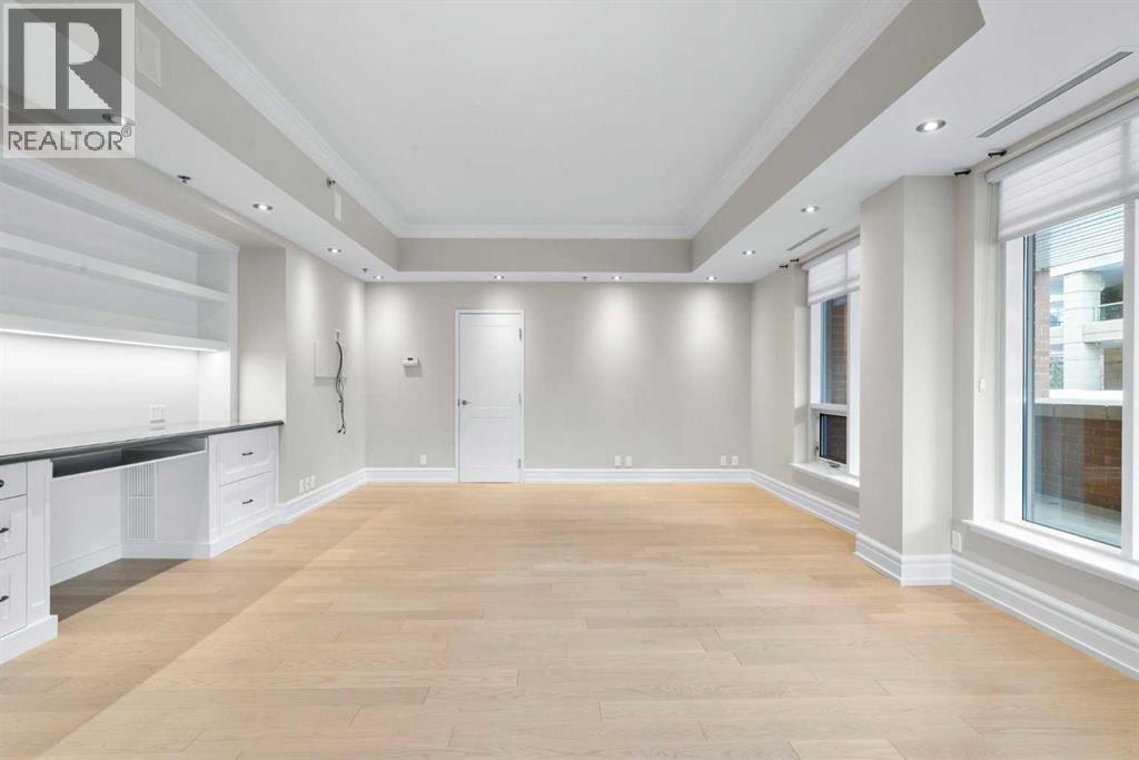 Single Family House for Sale in   Princeton Way SW Eau Claire Calgary 