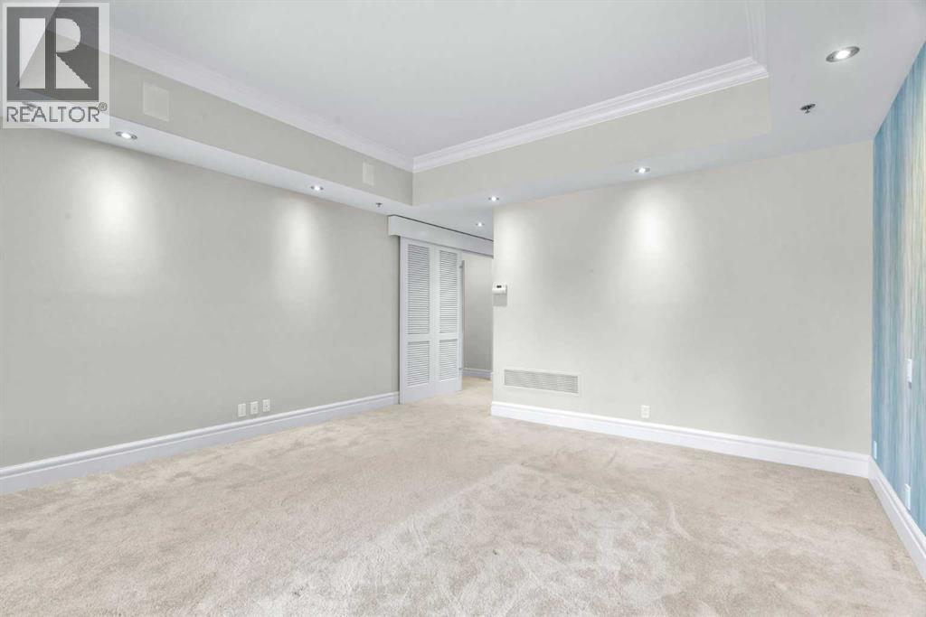 Single Family House for Sale in   Princeton Way SW Eau Claire Calgary 