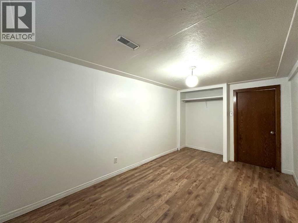 4508 42 Avenue, Ponoka