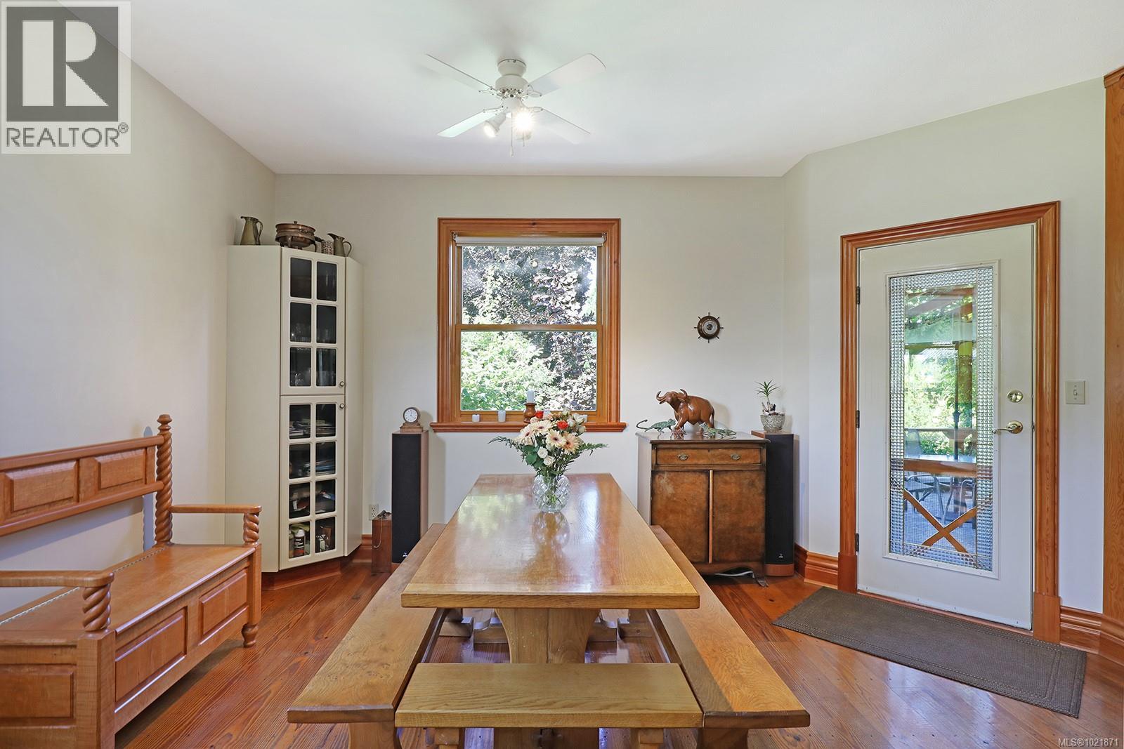 3713 Dove Creek Rd, Courtenay