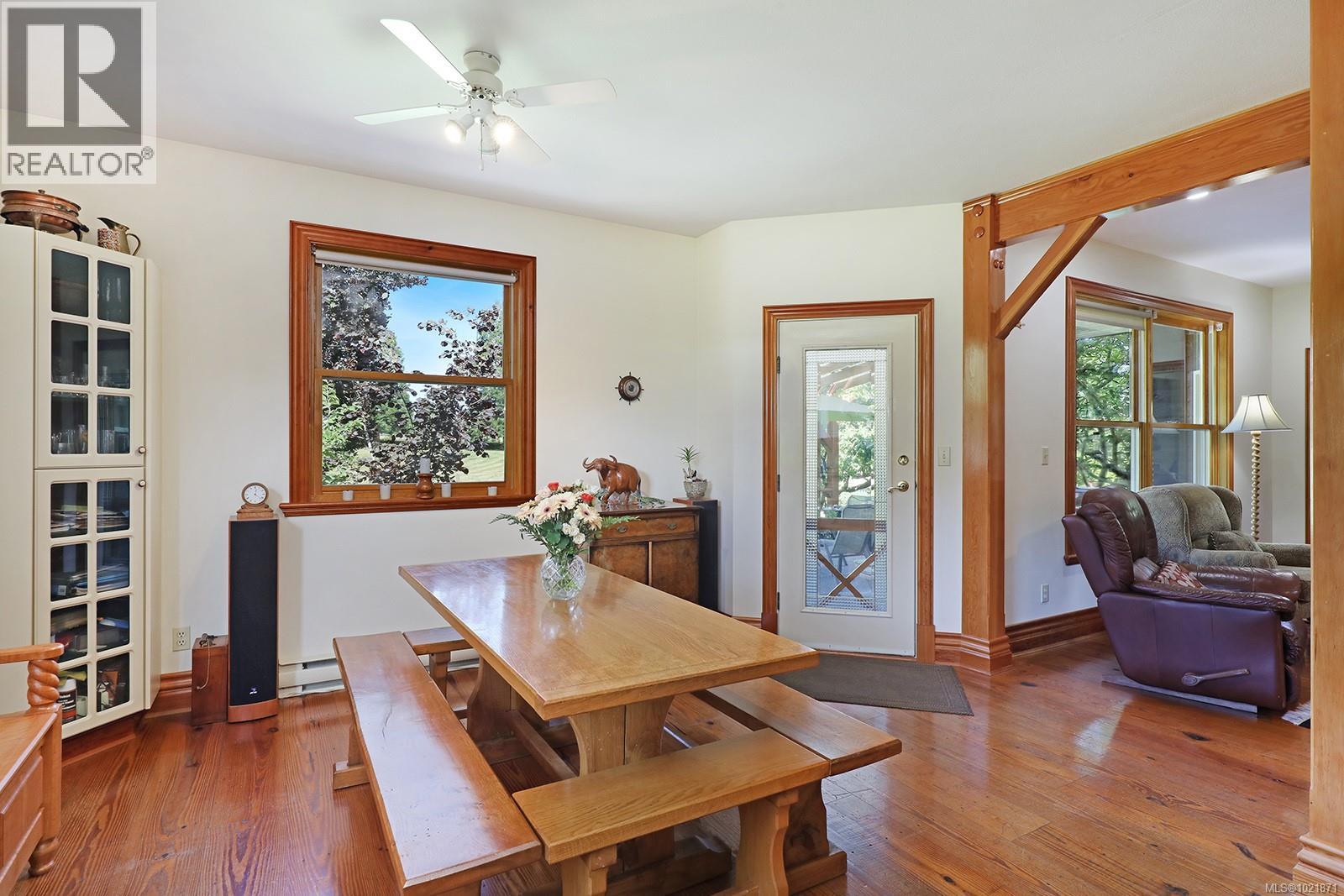 3713 Dove Creek Rd, Courtenay