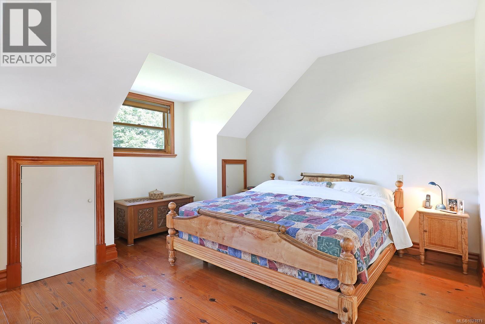 3713 Dove Creek Rd, Courtenay